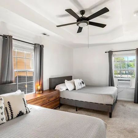 Perfect Sleep 20 Downtown 10 Queen Beds * Nashville