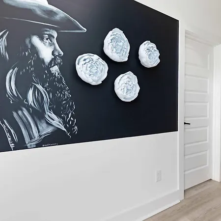 Holiday home The Bluestem - Stylish Design, Rooftop With Firepit! Nashville