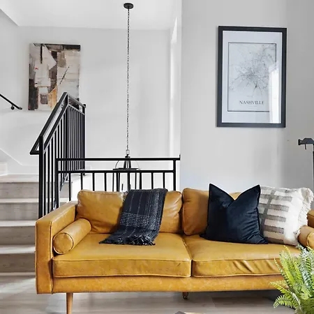 The Bluestem - Stylish Design, Rooftop With Firepit! * Nashville