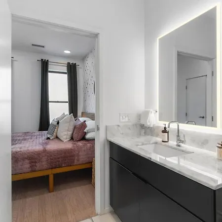 Holiday home Luxury Riverview With Patio Walk To Broadway Nashville