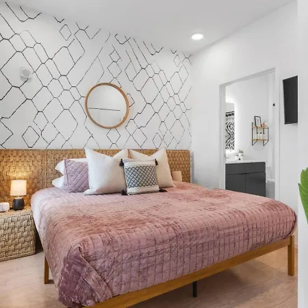 Luxury Riverview With Patio Walk To Broadway Holiday home Nashville