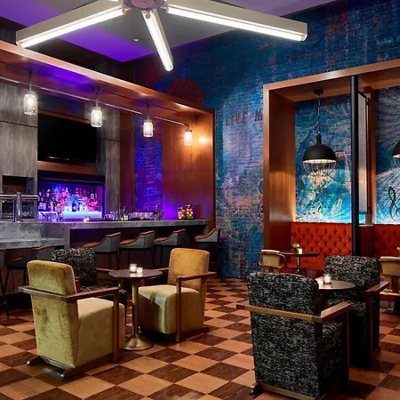Hotel By Marriott Downtown/convention Center Nashville