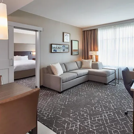 By Marriott Downtown/convention Center 3*