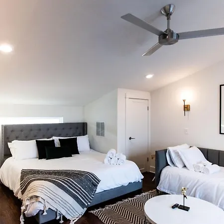 Luxe Hillsboro Village Homes For 24 With 4 Patios, Rooftops And Garage Parking, Gourmet Kitchens And Smart Tvs, Walk To Vanderbilt, Pancake Pantry And Fido, 24hr Hospitality, 10 Min To Broadway And The Parthenon Nashville