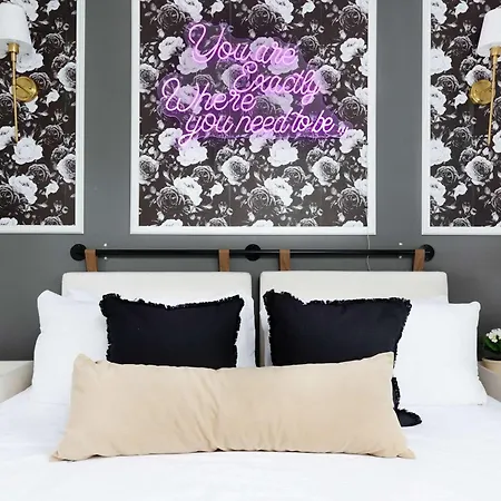 The Azalea - Walk To Dining & Nightlife, Rooftop! Holiday home Nashville