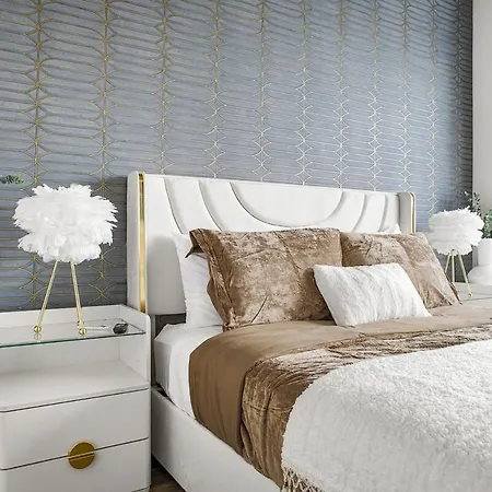 Wild & Chic Safari Downtown Apartment *