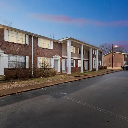 Brentwood U11 I Cozy & Comfy I 2bd I Free Parking *