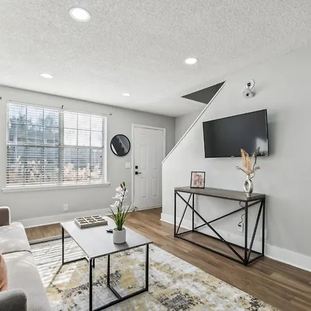Brentwood S I Cozy & Comfy I 2bd 15 Bth *