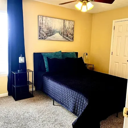 Holiday home 4 Bedroom Corporate