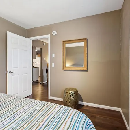 Family Friends And Free Parking Close To Downtown Holiday home Nashville