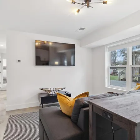1st Flr Retreat Downtown & Spots Holiday home Nashville