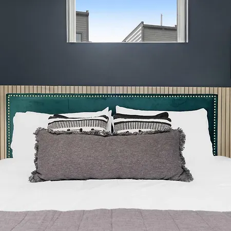 Holiday home The Daylily & The Aster - Two Four Bedroom Homes Nashville