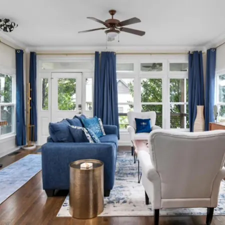 The Magnolia House * Nashville
