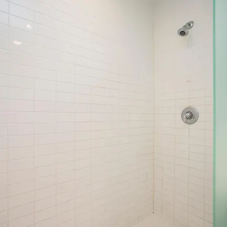 5m222- Unfurnished Amazing Layout Nashville