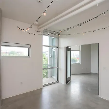 5m222- Unfurnished Amazing Layout * Nashville