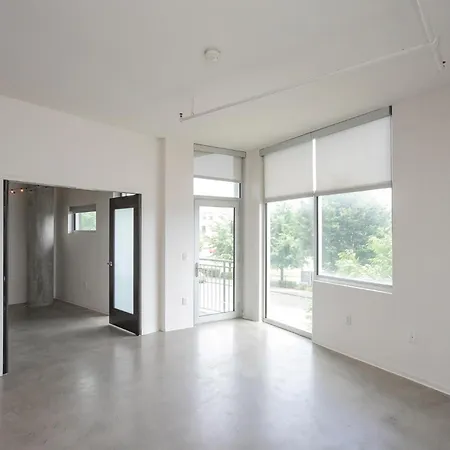 5m222- Unfurnished Amazing Layout Nashville