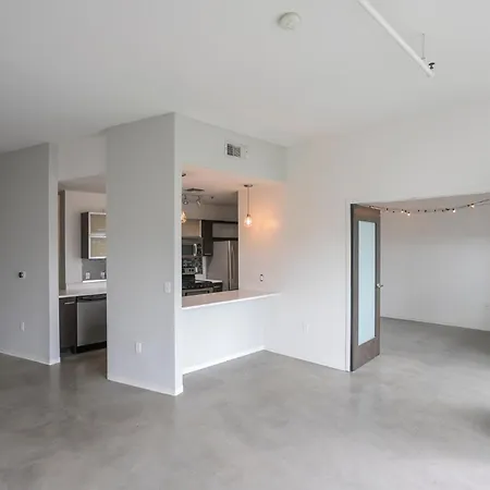 5m222- Unfurnished Amazing Layout * Nashville