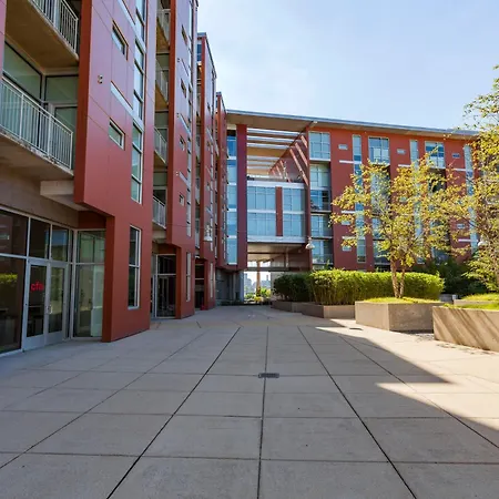 5m600- Two Bedroom Penthouse Nashville