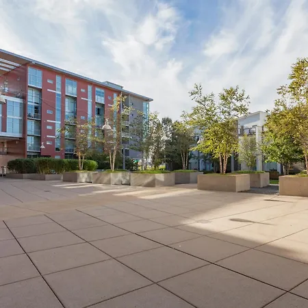 Holiday home 5m600- Two Bedroom Penthouse Nashville