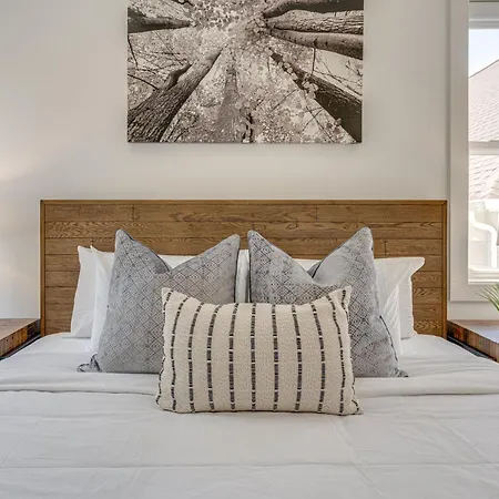 Holiday home Gns Essentials - - 521 Camden Dr Unit B *