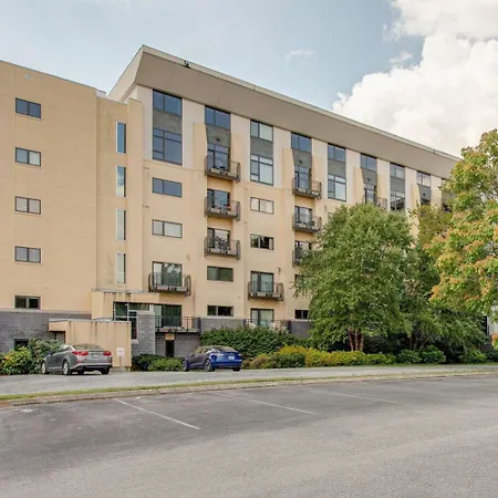 Vandy 18th St- Across From Vanderbilt - Furnished 1br *