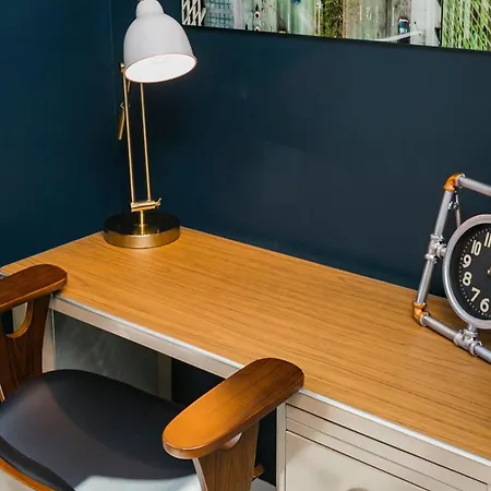 5m306- Mid Century Modern Nashville