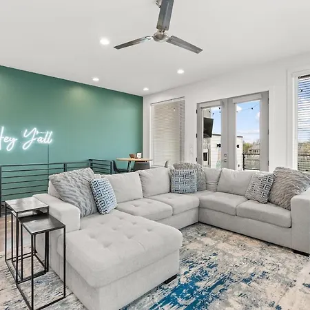 Holiday home Always A Guest Favorite! Luxe With Huge Rooftop And 7 Beds *