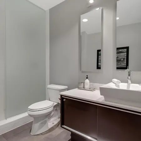 5m302 Skyline Views From Light Filled Holiday home Nashville