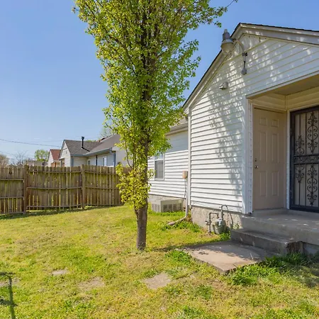 Holiday home Looby Location- Charming 3br 10 Min To Downtown