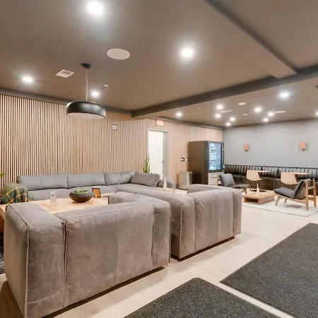 Apartment Era A Swift Escape Nashville