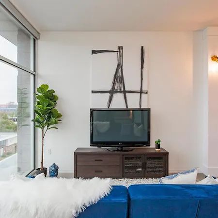 5m412- Sophisticated 1br Nashville