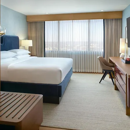 Sheraton Grand Downtown Hotel