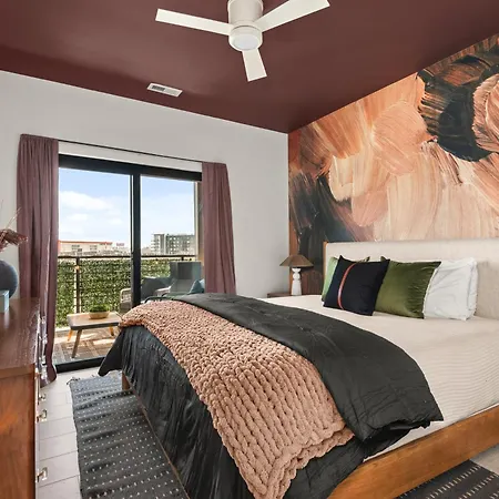 Hyve Apartment *