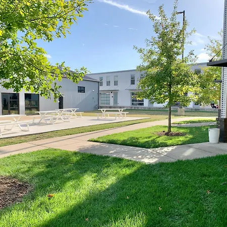 Modern Townhome 2 Miles South Of Downtown And Broadway Ave Apartment Nashville