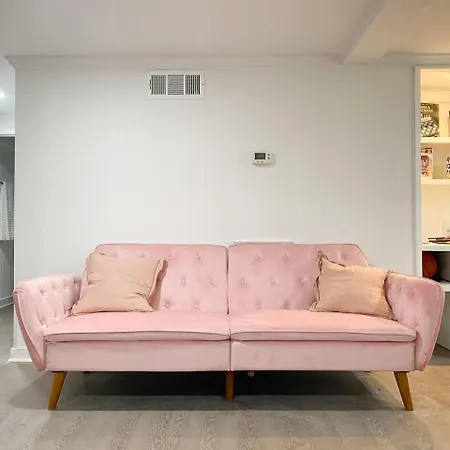 The Playhouse: 4br With Spa, Basketball & Games