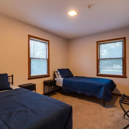 The Playground: 5br With Hot Tub, Cinema, And Arcade Holiday home