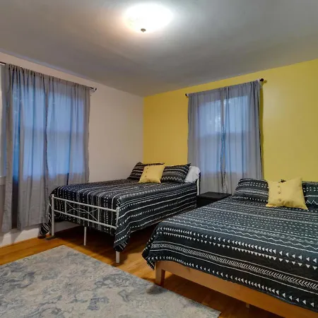 The Playground: 5br With Hot Tub, Cinema, And Arcade