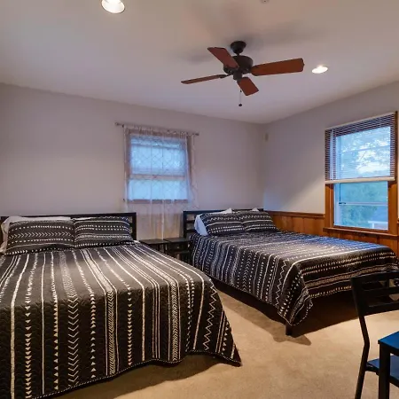 The Playground: 5br With Hot Tub, Cinema, And Arcade * Nashville