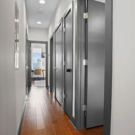 14 At 64 Fern Ave Hbr Apartment