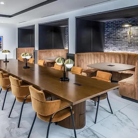 2-bed 2-bath Luxury Retreat Apartment Nashville