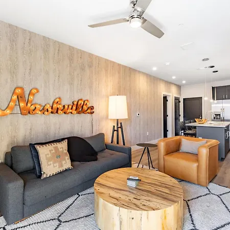 Sleeps 18 3 Modern Midtown W Gym Pool Walkable To Shops Eats