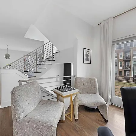 Holiday home The Hawkins House - Walk To Gulch, Rooftop Views! *