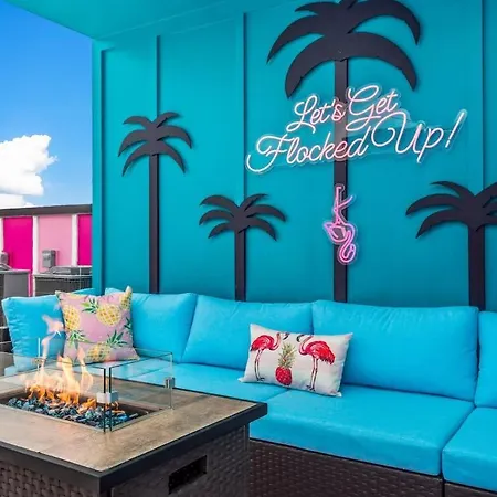 Girls' Getaway - Flamingle House - Broadway 2 Miles - Rooftop - Wow