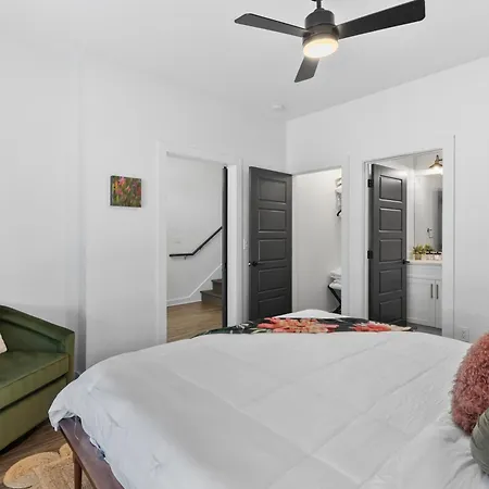 Holiday home 3 Miles To Broadway -garage, Patio, Walk To Shops