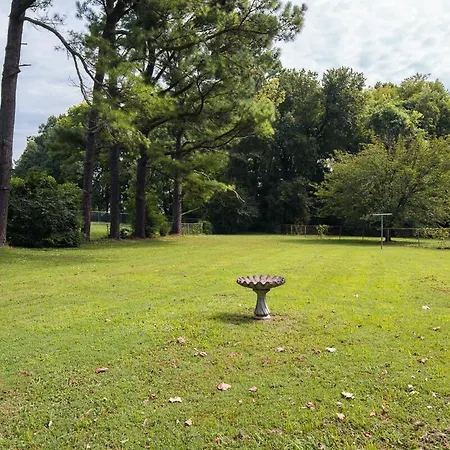 Noteworthy Near Opryland Nashville
