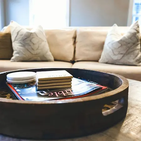 Holiday home Luxe Pool Hot Tub & Game Downtown