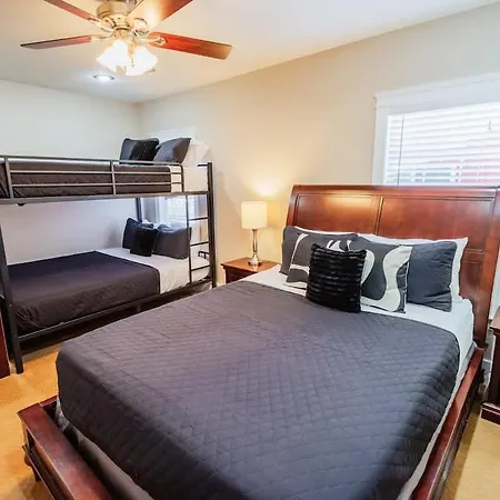 1009 Eastside Vibe - Big & Holiday home Nashville