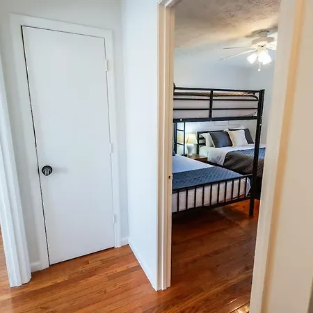 The Eastside 2br Near 5points Nashville