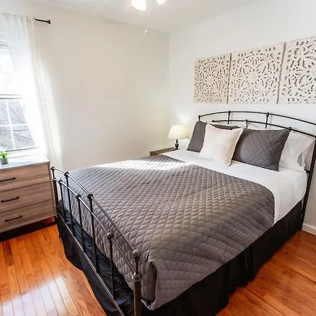 Holiday home The Eastside 2br Near 5points Nashville
