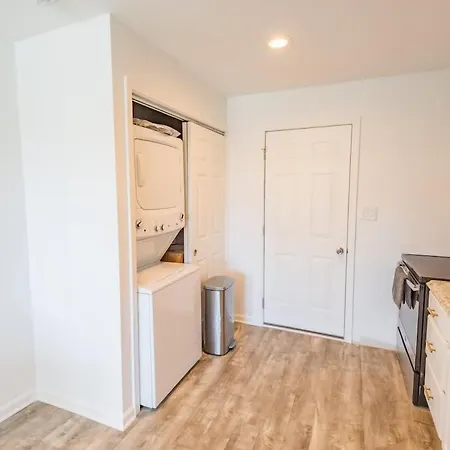 Get To Any Site 5-15 Minutes Holiday home *